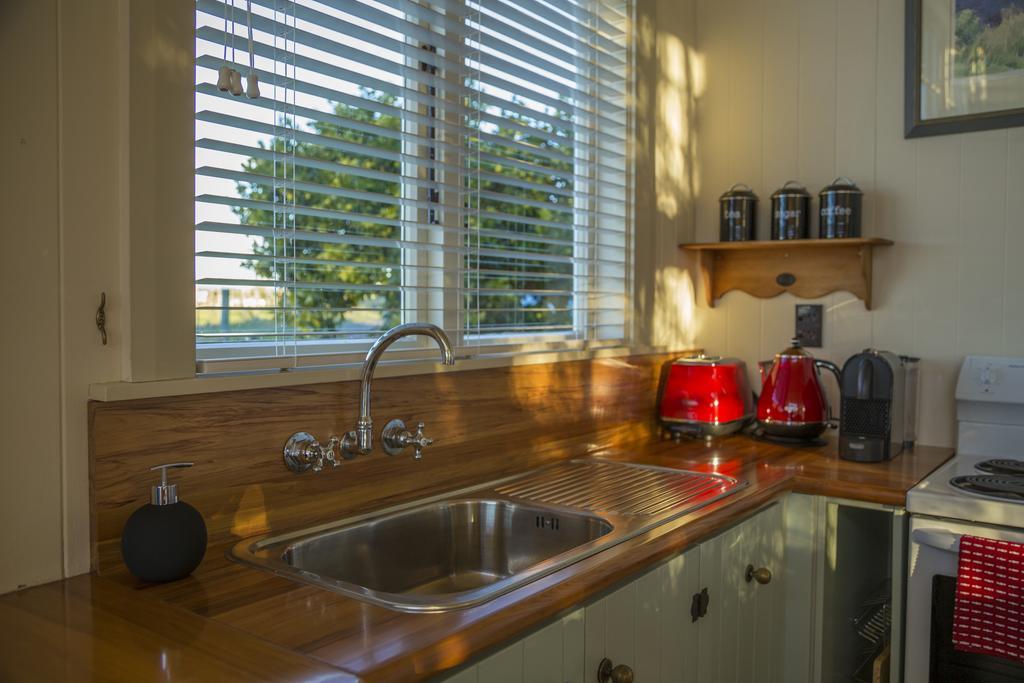 Kina Beach Cottages Tasman Δωμάτιο φωτογραφία